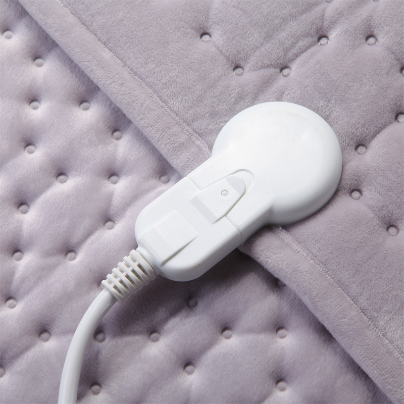 全自動(dòng)大型電熱毯布線(xiàn)焊接縫合機(jī)HD-1218 全自動(dòng)大型電熱毯布線(xiàn)焊接縫合機(jī)HD-1218