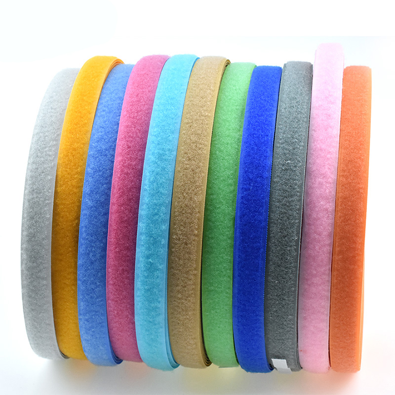 超聲波魔術(shù)貼分條機(jī)A款HD-1307 超聲波魔術(shù)貼分條機(jī)A款HD-1307