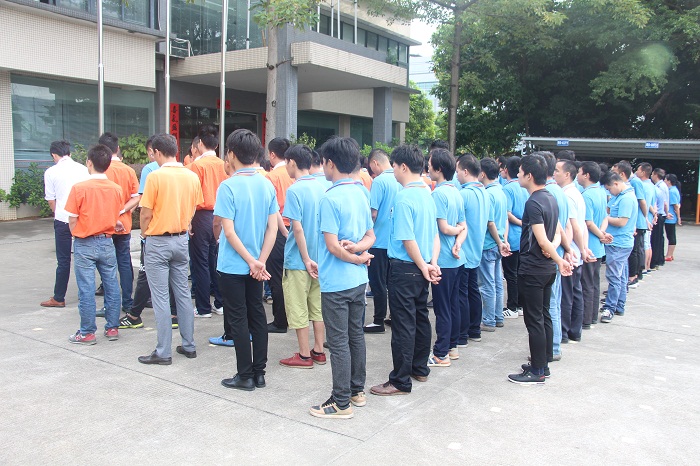 利瀚全體員工晨會(huì)