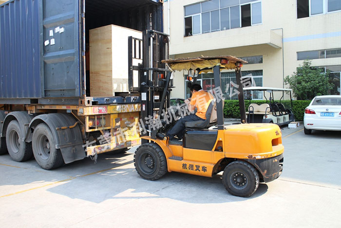 <a href='http://m.bu29.cn/xingyezixun/1133.html' target='1' style='font-size:14px; font-weight:bold; color:#ff0000;'>超聲波剪切機</a>出貨